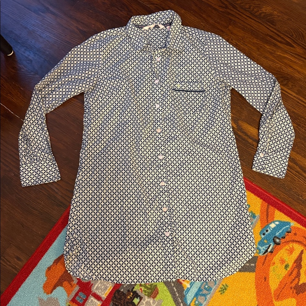 Victoria's Secret Navy and White Patterned night shirt